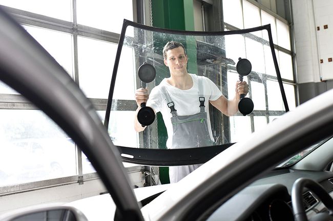 Maserati - Windschutzscheibenreparatur Maserati - Windschutzscheibenreparatur