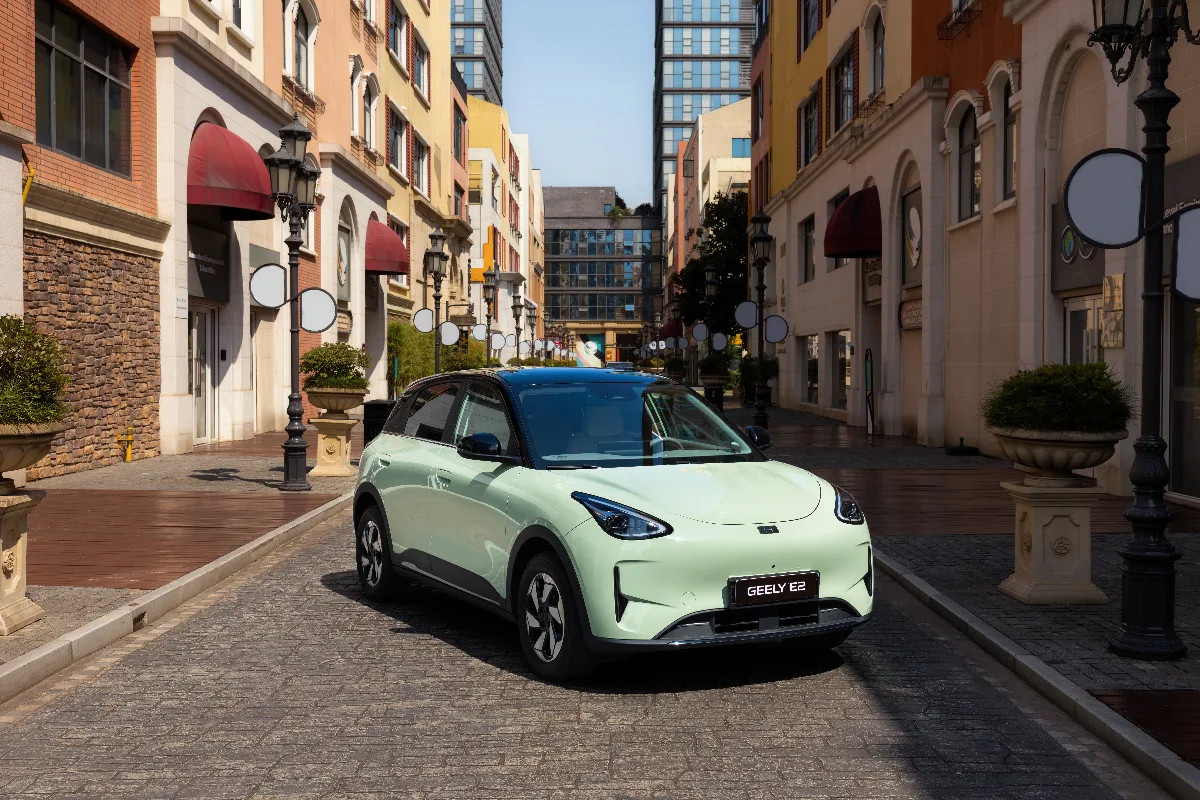 Geely E2 – vollelektrischer Kompaktwagen