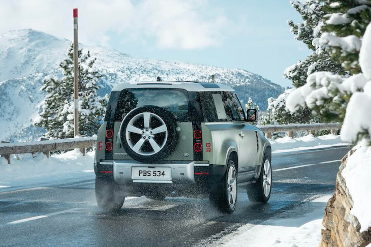 Land Rover im Winter