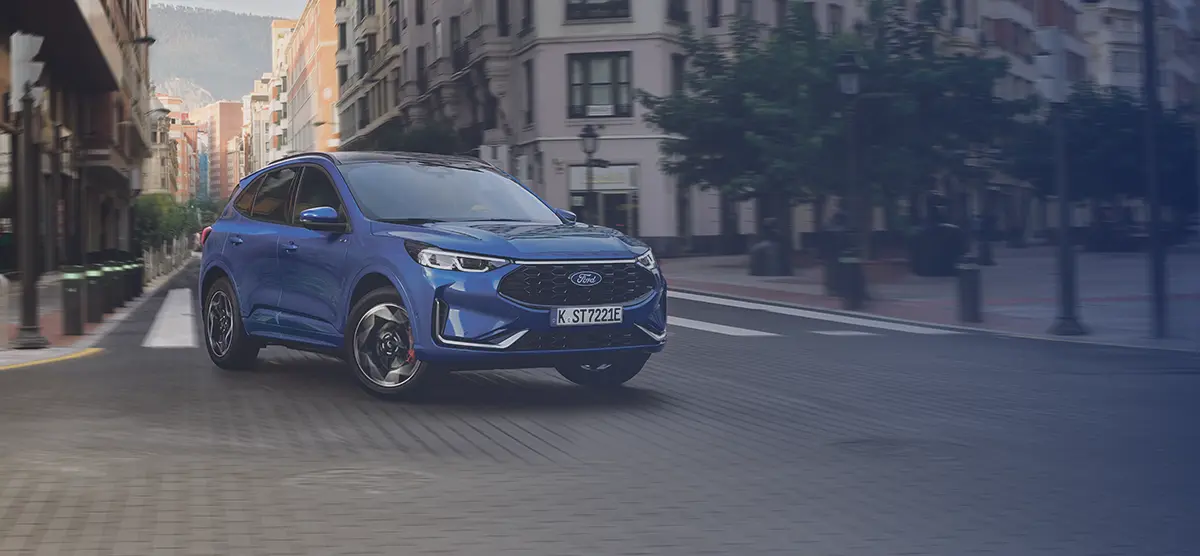 Bild zeigt, mehrere Ford nutzfahrzeuge